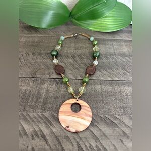 Vintage Elegant Beaded Pendant Necklace